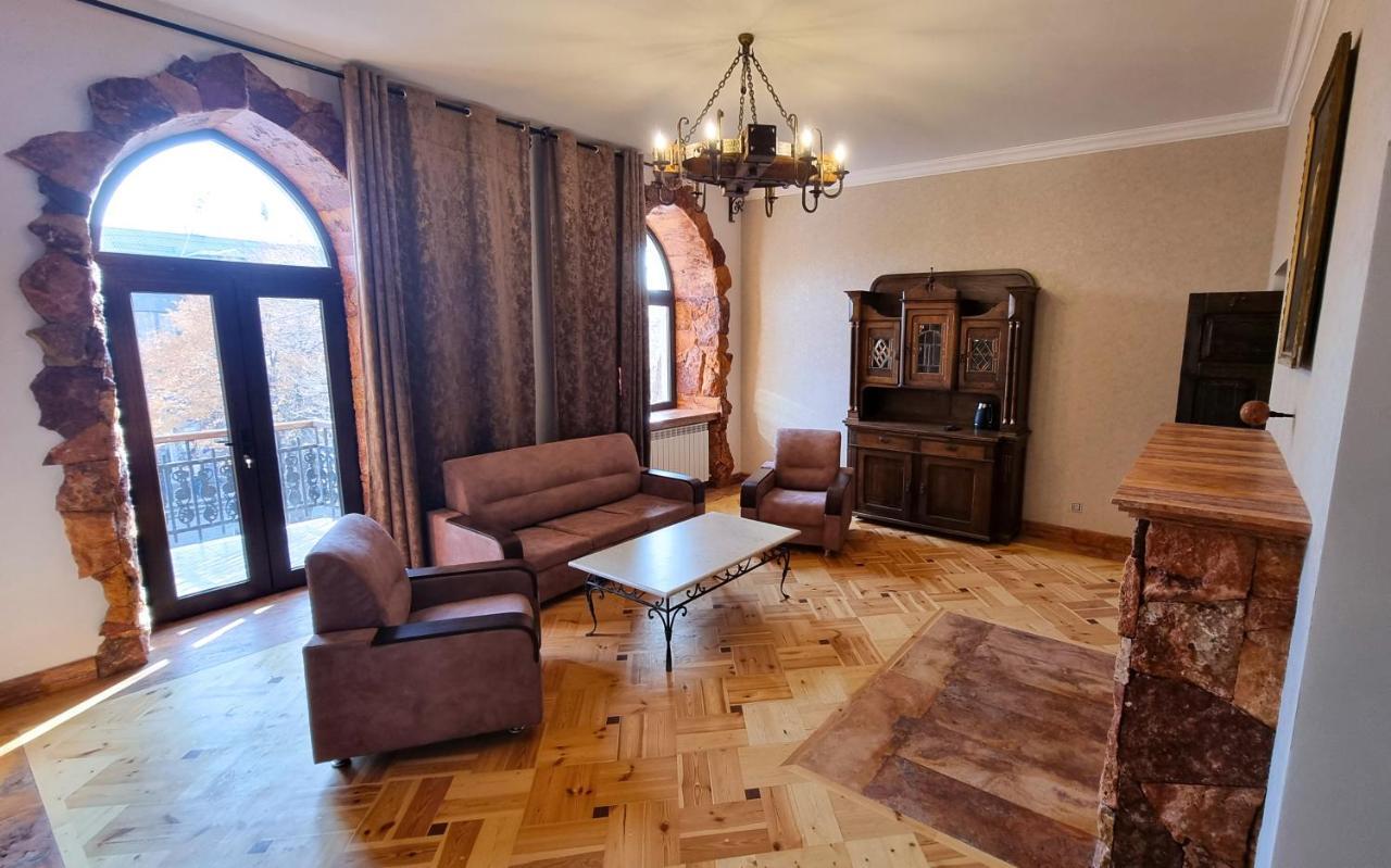 Via Gyumri Hotel Bagian luar foto